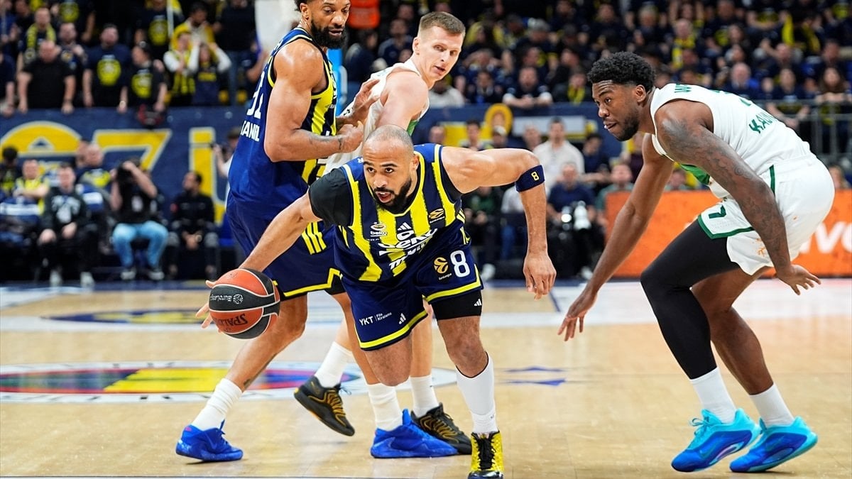 Fenerbahçe Zalgiris'i devirdi! Seride durumu 2-0 yaptı