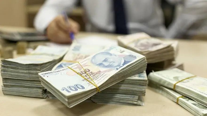 DİLEKÇEYLE BAŞVURU YAPILMASI GEREKİYOR Borçluların bu imkandan yararlanabilmeleri için durumlarına uygun dilekçeler ile 31 Ağustos 2026 tarihine kadar Gelir İdaresi Başkanlığının internet sitesi, dijital vergi dairesi veya e-Devlet üzerinden elektronik or
