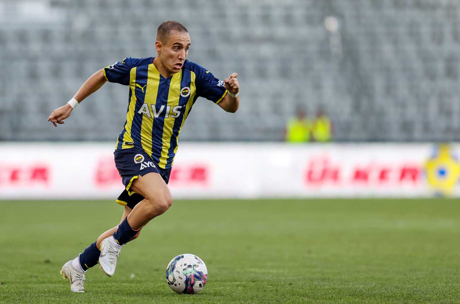 Fenerbahçe'den ayrılan Emre Mor'dan büyük sürpriz! İşte yeni takımı…