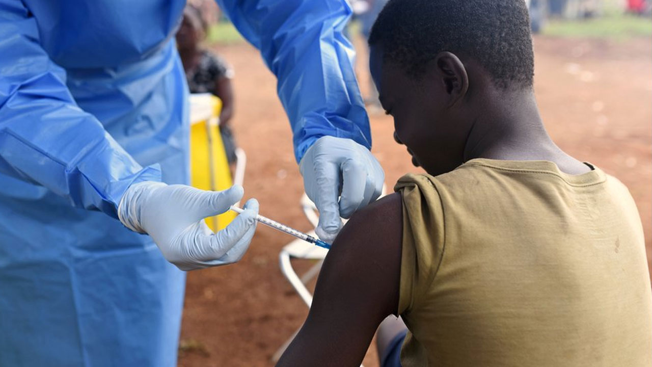 ebola1