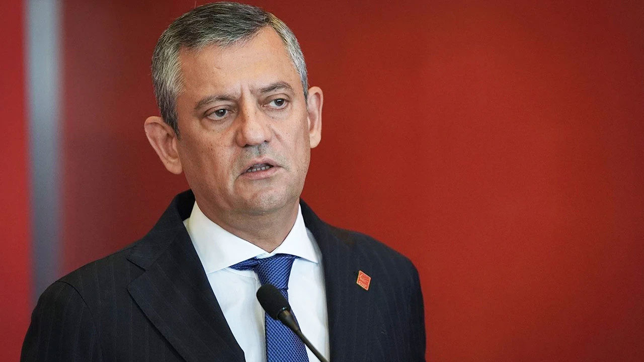 Özgür Özel'den 'yeni parti' çıkışı! "Bunu yapmak zorundayız"