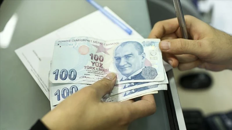 Yeni alınan bir araca uygulanan 4'üncü basamak primi 18 bin 421 lirayken engelli aracında bu prim 14 bin 737 liraya düşüyor. En riskli kategorisinde bulunanlar için uygulanan 0'ıbncı basamakta prim 55 bin 262 lirayken engelli aracında bu tutar 33 bin 249 