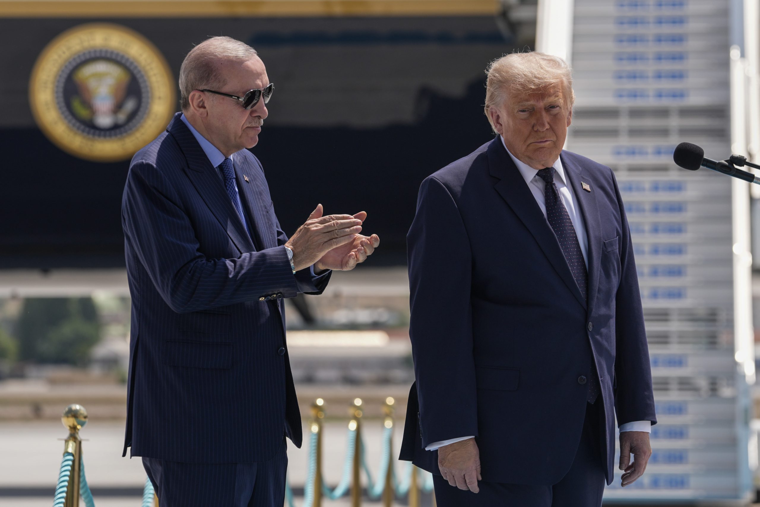 Turkish President Recep Tayyip Erdogan welcomes US President Donald Trump in Ankara