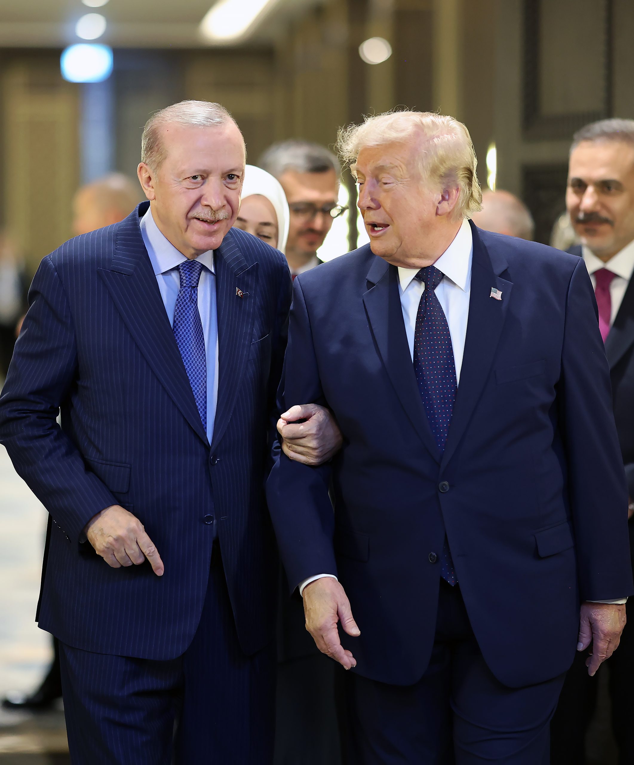 Turkish President Recep Tayyip Erdogan welcomes US President Donald Trump in Ankara