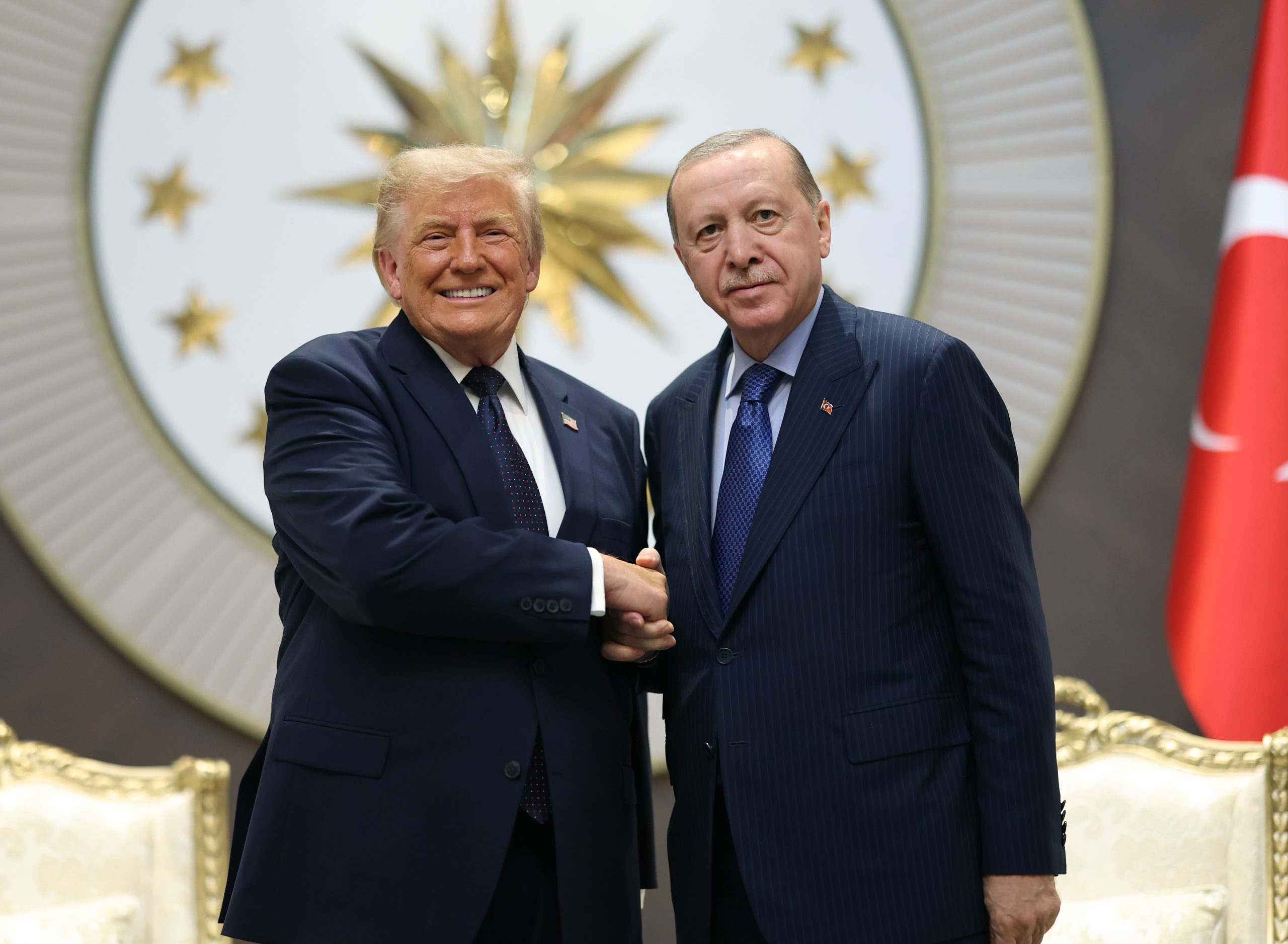 Turkish President Recep Tayyip Erdogan welcomes US President Donald Trump in Ankara