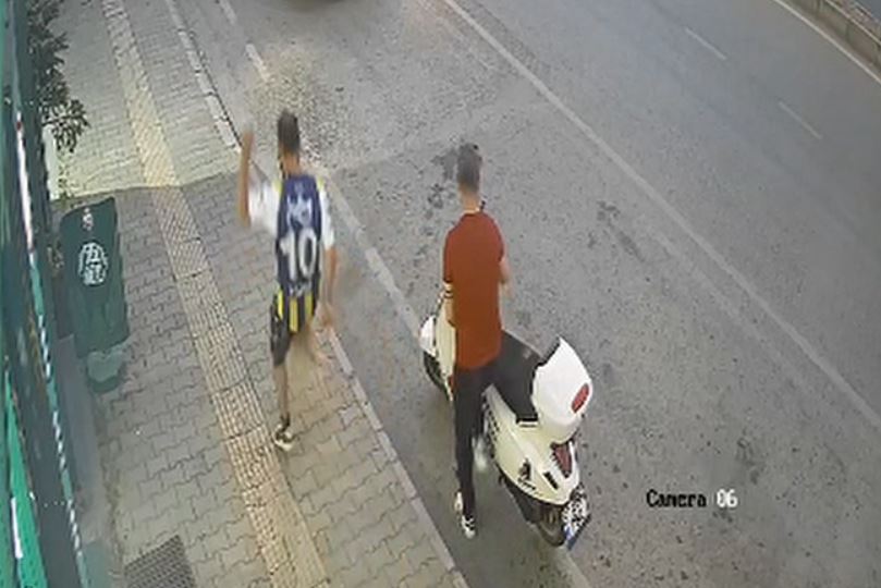 Kediye şiddet kamerada!