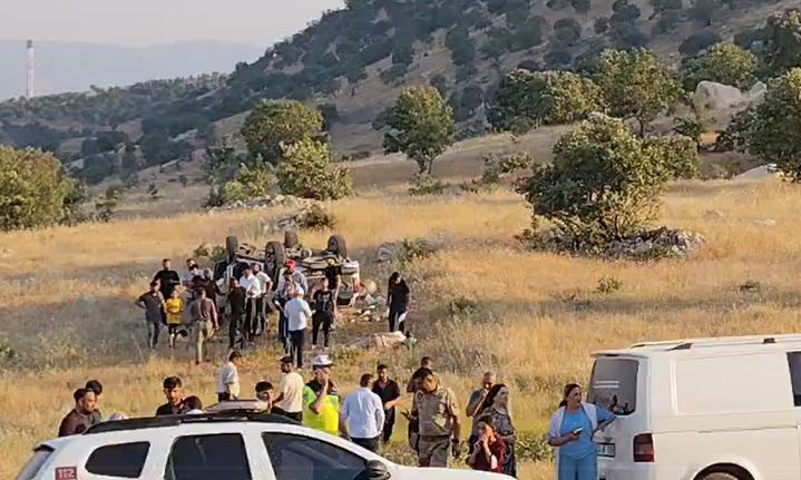 Hz. Nuh anması dönüşü peş peşe kazalar: 1 ölü 30 yaralı!