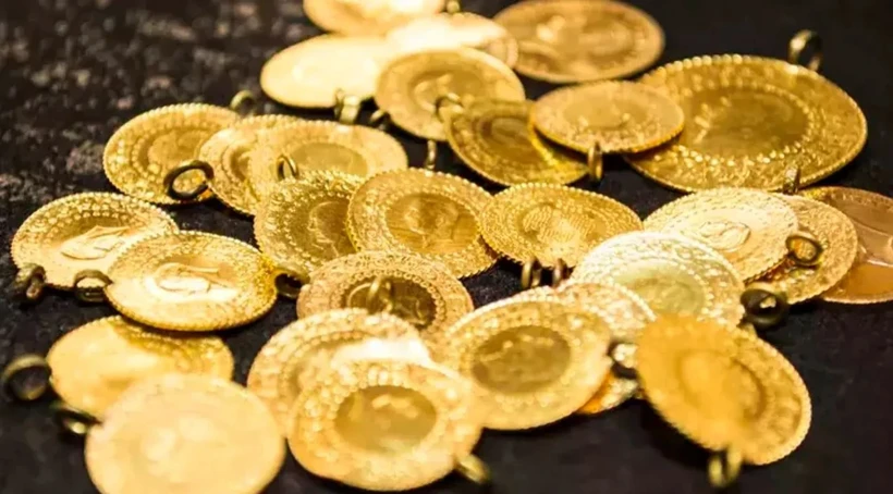 ABD VERİLERİ PİYASAYI RAHATLATTI Dün açıklanan ABD verilerine göre işsizlik oranı haziranda yüzde 4,3’ten yüzde 4,2’ye geriledi. Tarım dışı özel sektör istihdamı beklentilerin altında kalarak yalnızca 49 bin kişi arttı. Haftalık işsizlik maaşı başvuruları