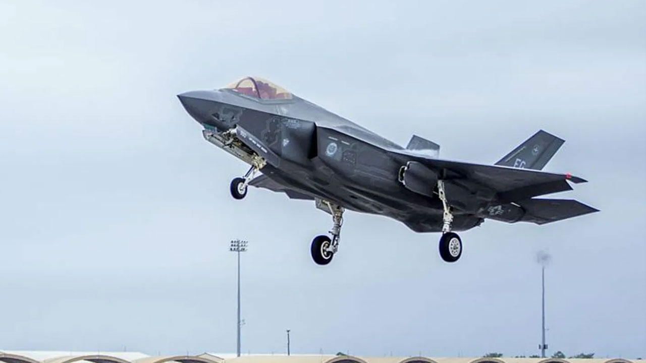 f359
