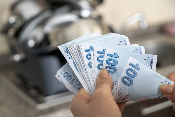 Türkiye İstatistik Kurumu (TÜİK) haziran ayı enflasyonunu yüzde 0,99, yıllık enflasyonu da yüzde 32,11 olarak açıkladı.