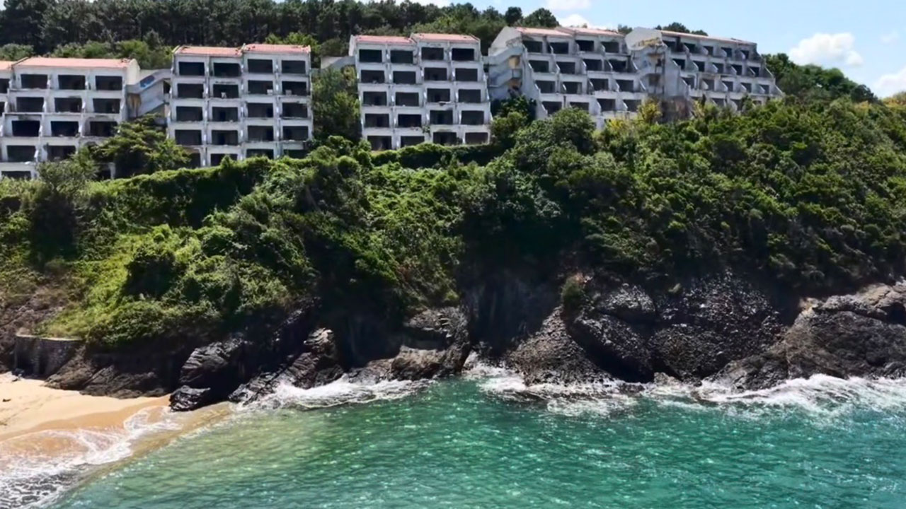 Bir dönem Milli Takım kamp yapıyordu... Riva'daki 186 odalı o otel yıkılıyor!