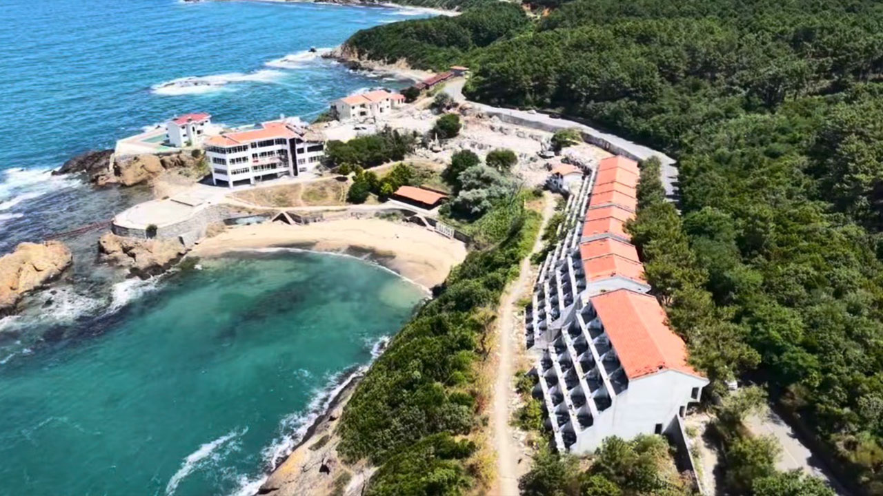 Bir dönem Milli Takım kamp yapıyordu... Riva'daki 186 odalı o otel yıkılıyor!