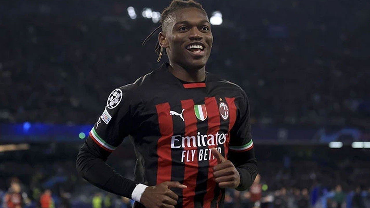Rafael Leao tercihini yaptı!