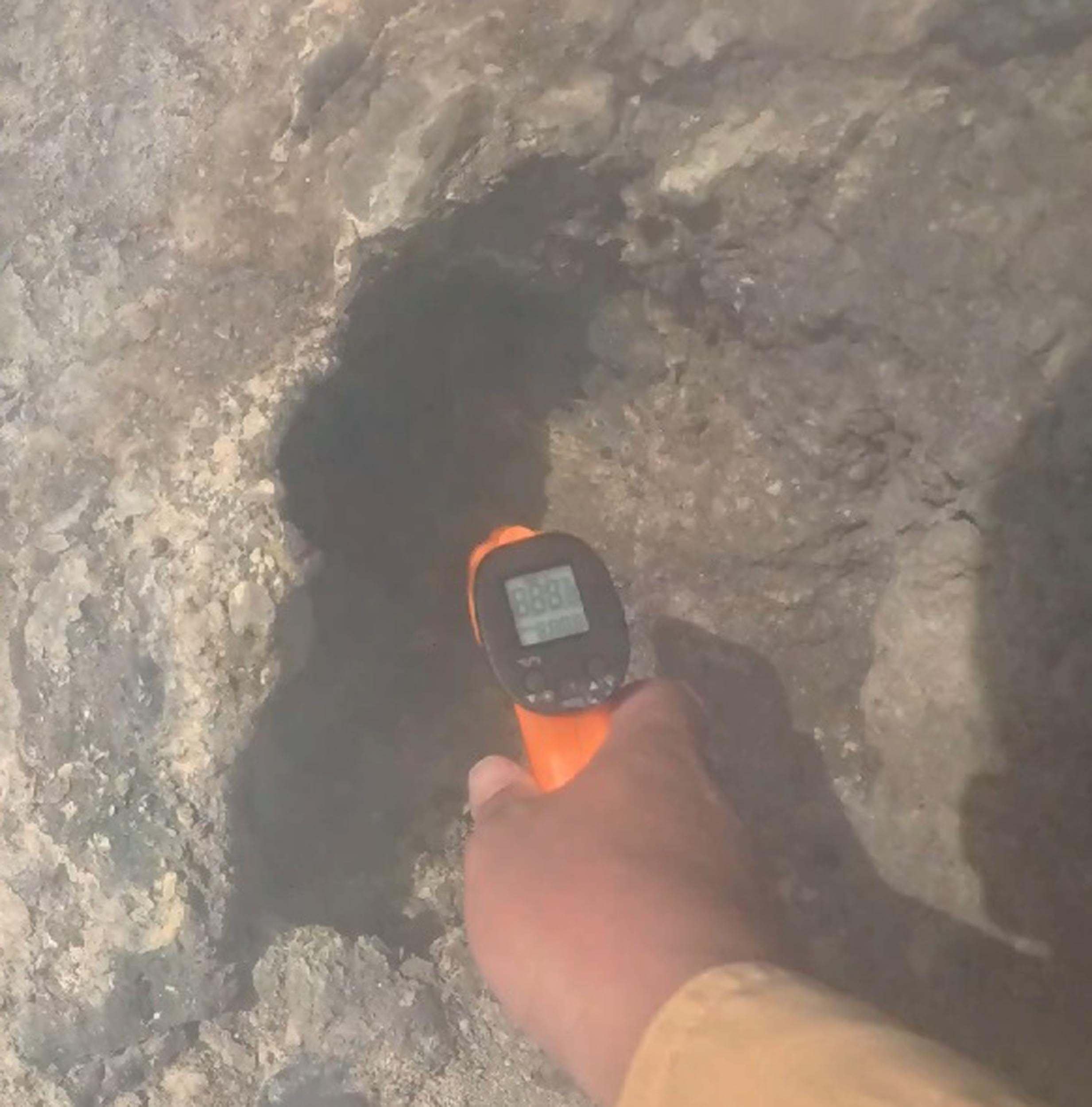 Kraterdeki gözlemlerini anlatan Onur Benli, daha önce varlığı bilinen ancak görüntülenmesi oldukça sınırlı olan gaz ve buhar çıkışlarını yakından gözlemleme fırsatı bulduklarını belirtti. 