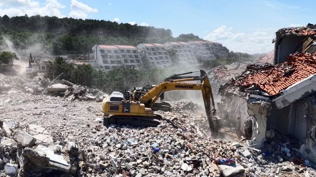 Bir dönem Milli Takım kamp yapıyordu... Riva'daki 186 odalı o otel yıkılıyor!