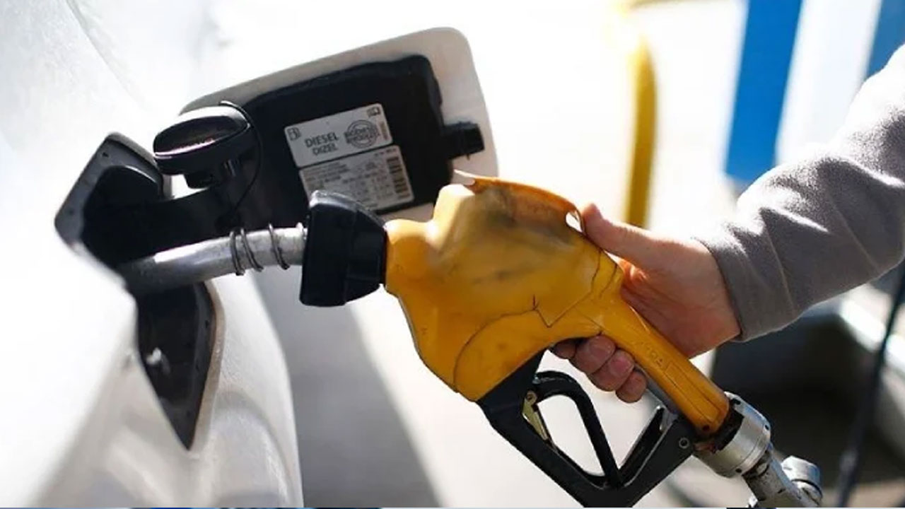 Motorine 4,24 TL zam! Bazı illerde litre fiyatı 81 TL'yi aştı