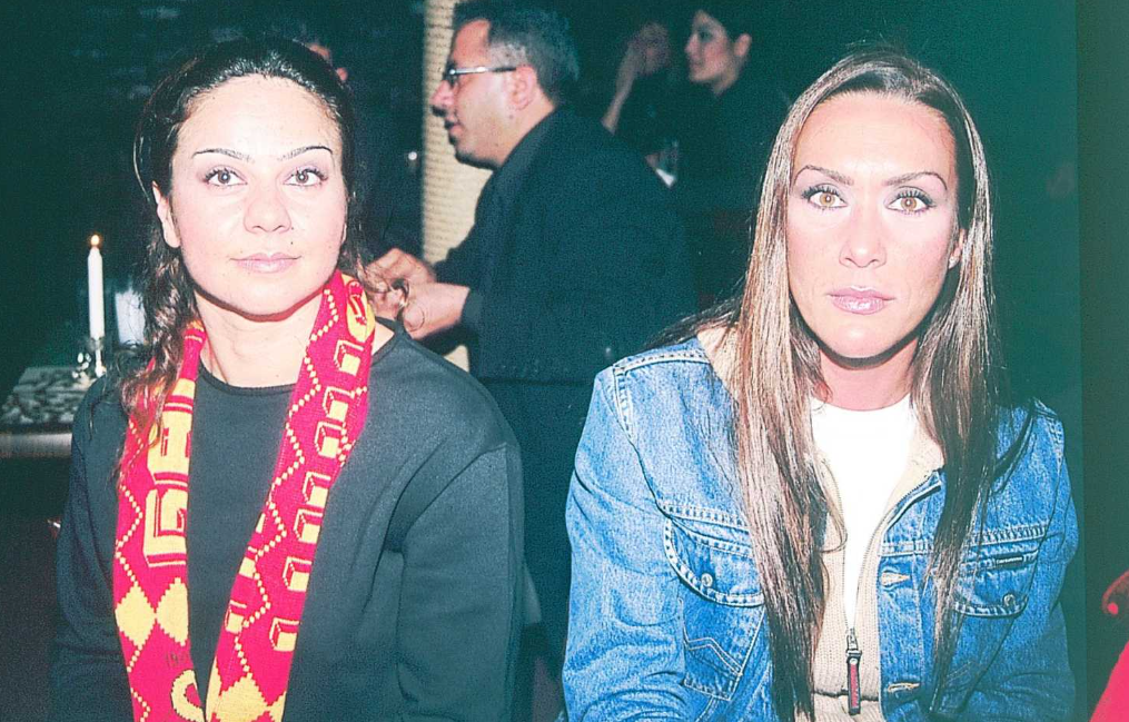 Bu sırada tabancayı çıkartıp yaklaşık 2 adım uzaklıktaki maktule doğru hatırladığı kadarıyla 3-4 el ateş ettiği belirtildi. 