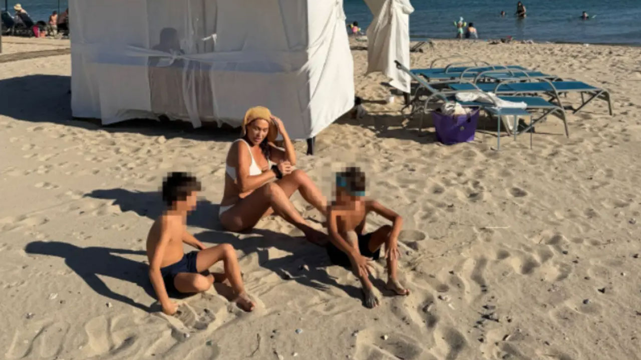 Bikinisiyle poz verdi!