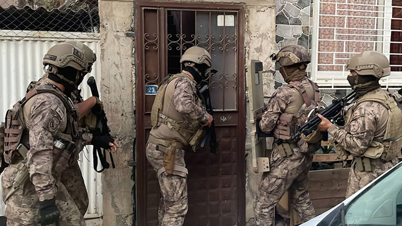 30 ilde düğmeye basıldı! DEAŞ terör örgütüne ağır darbe