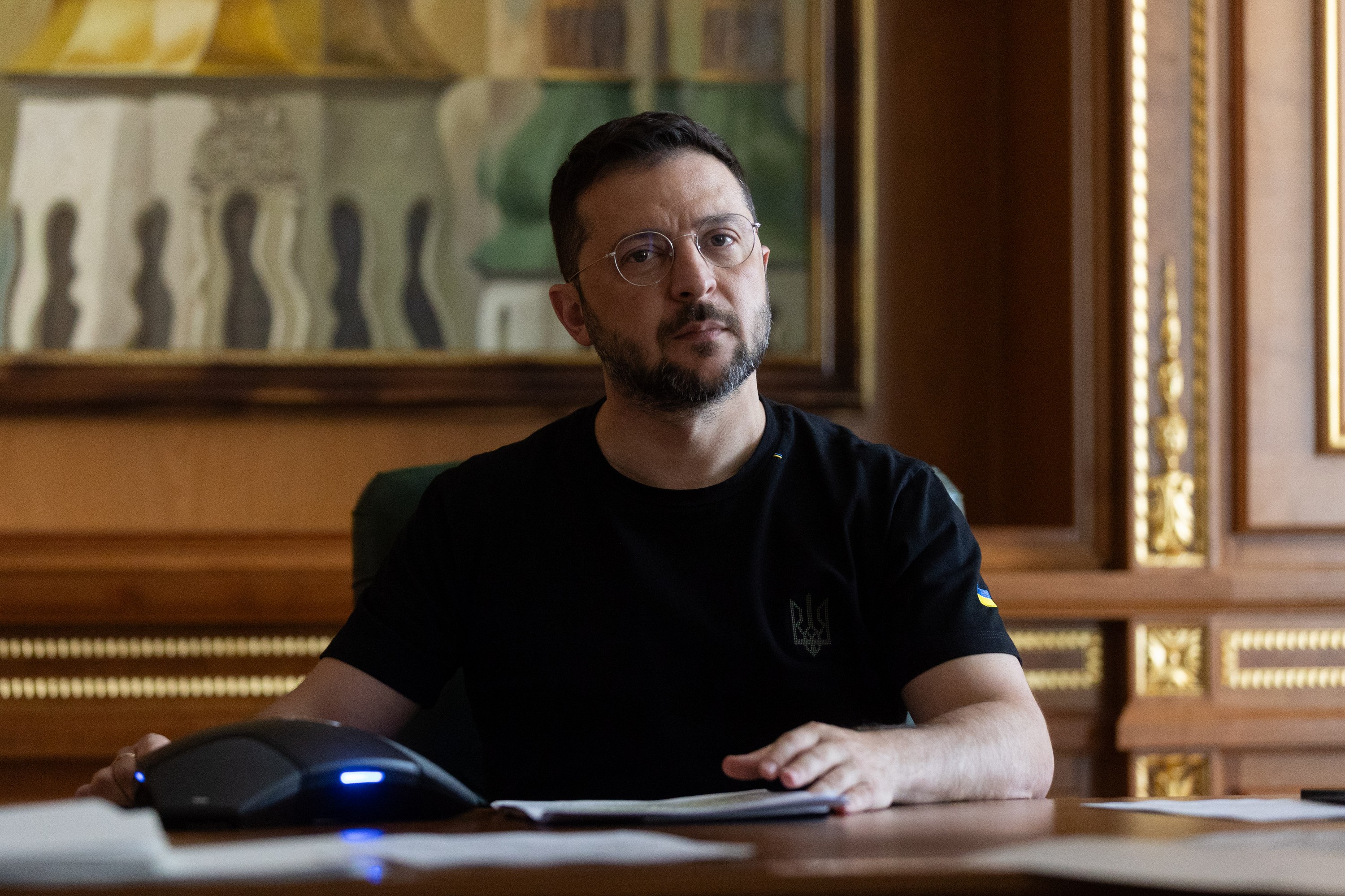 Zelenskiy: Rusya'nın petrol rafinerileri ve İHA tesislerini vurduk