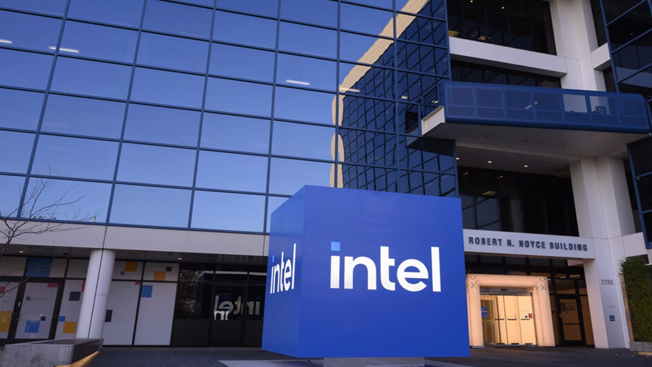 Intel 15 Milyar Dolarlık Hisse Arzını Duyurduktan Sonra Değer Kaybetti