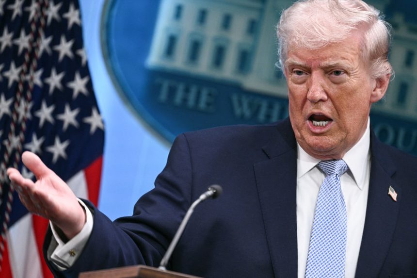 Trump 'görüşme başlayacak' dedi petrol sert düştü!
