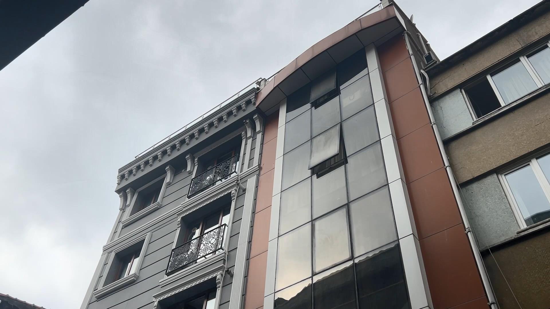 Şişli'de genç kadının şüpheli ölümü! 8 kat aşağıya düştü