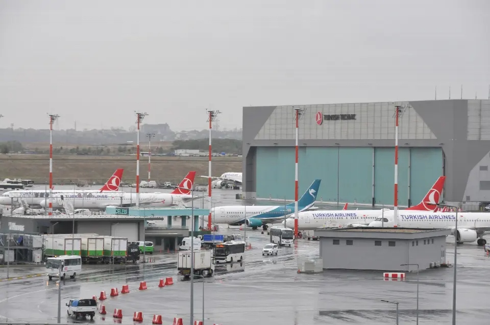 İstanbul Havalimanı'nda haczedilen İran uçağı 11 gün sonra havalandı!