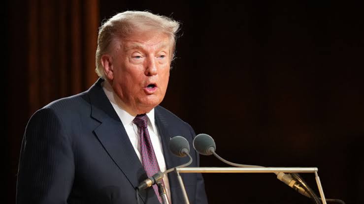 Trump'tan İran'a açıklaması: İran'ı çok sert bir şekilde vuracağız!