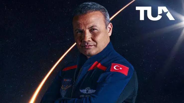 Türkiye'nin ilk astronotu terfi etti!