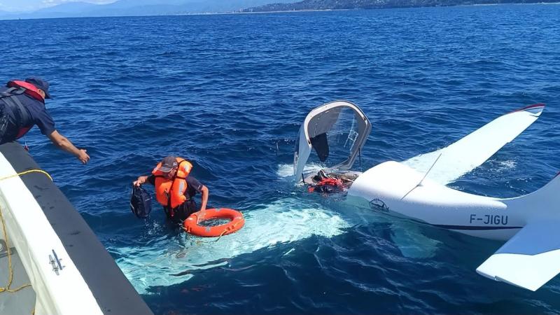 Gürcistan'dan kalkan küçük uçak, Rize açıklarında denize acil iniş yaptı
