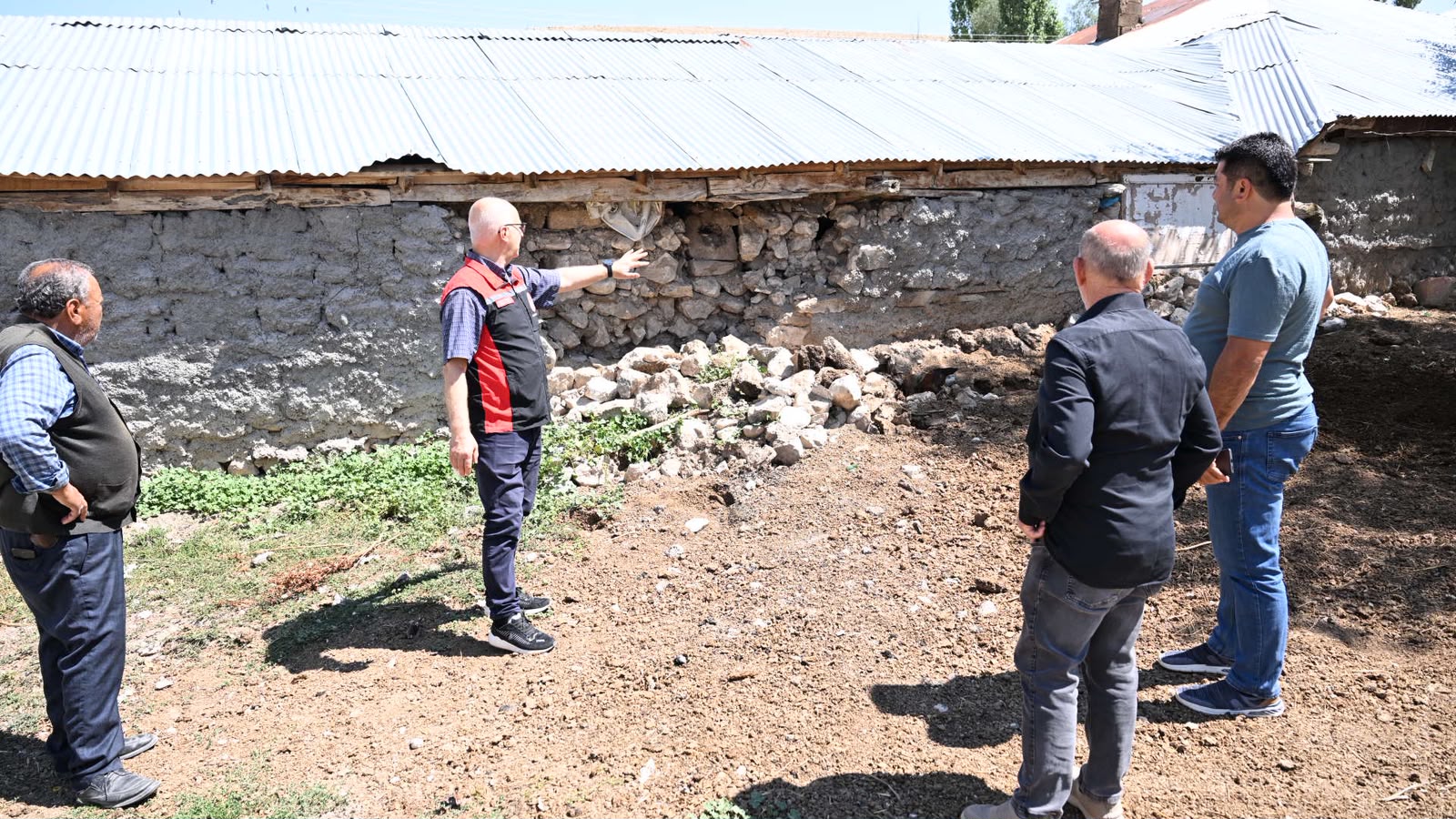Kayseri'de 4.1 büyüklüğünde deprem; bazı evlerde hasar oluştu