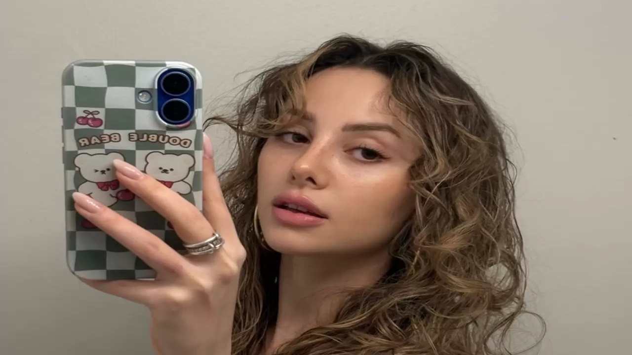 Zeybik (Zeynep Sürmeli) Kimdir, Kaç Yaşında? İşte Hakkında Bilinmeyenler!