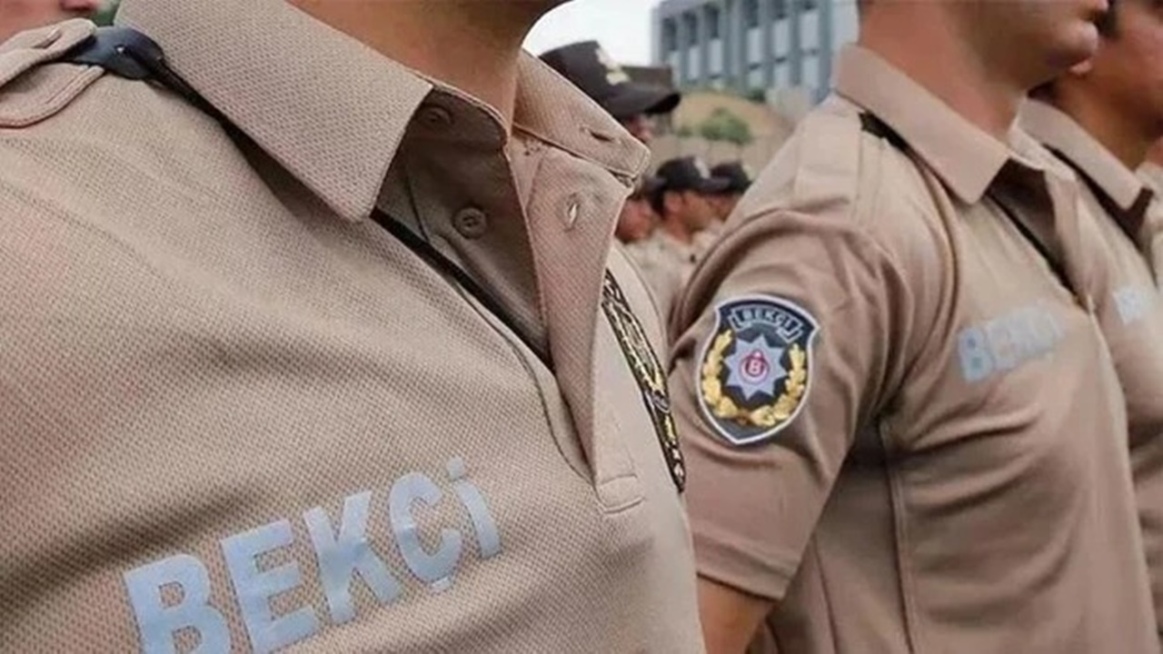 Bekçilere Yeni Görev: İçişleri Bakanlığı Okul Güvenliği İçin Düğmeye Bastı