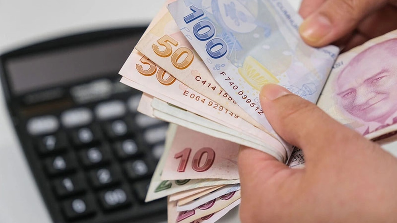 Görüntülü Görüşmeyle Müşteri Olana 3 Ay Vadeli 100.000 TL Nakit Destek Paketi