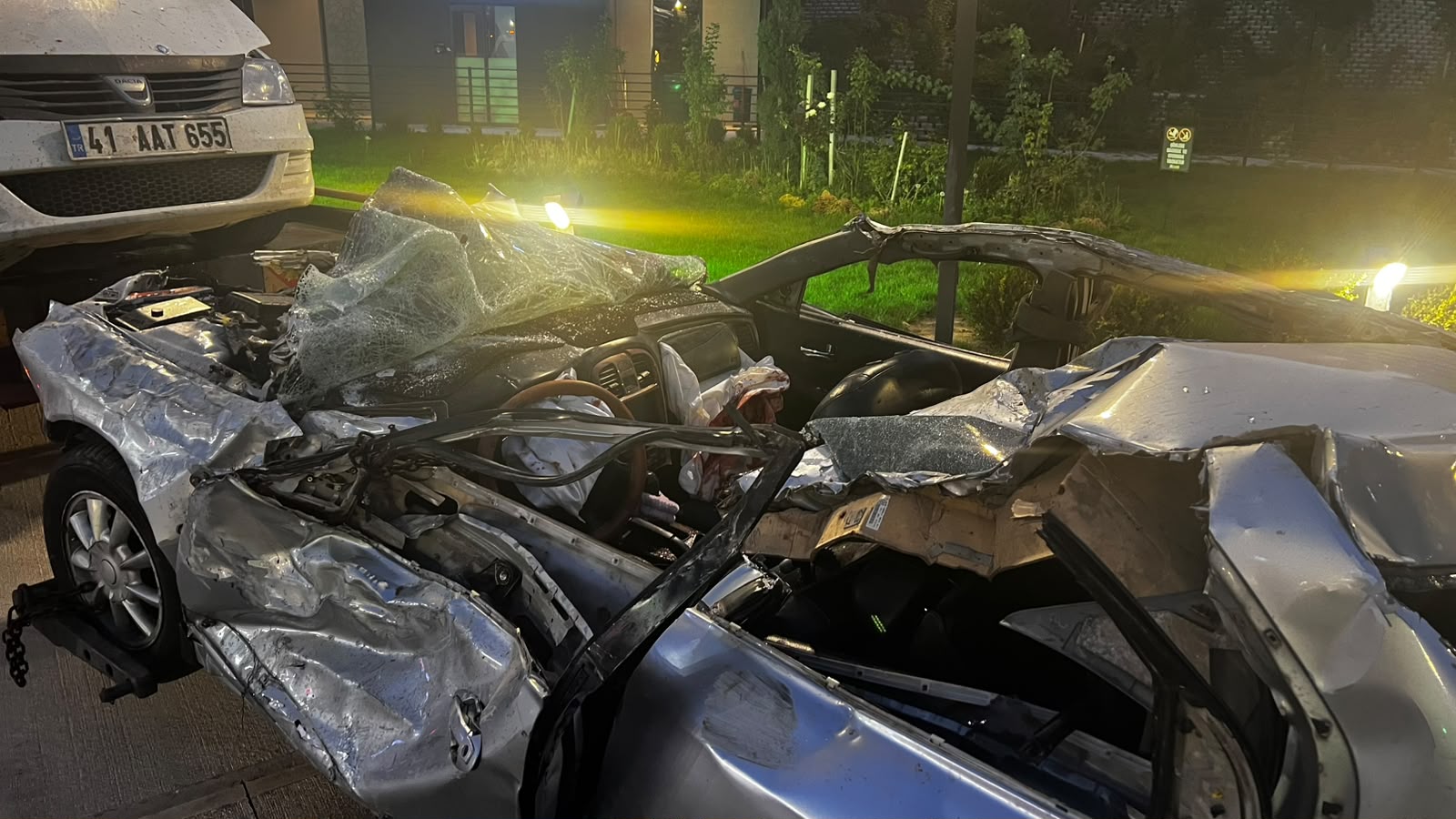 Ankara'da takla atan otomobil, karşı yönden gelen otomobille çarpıştı: 2 ölü, 2 yaralı