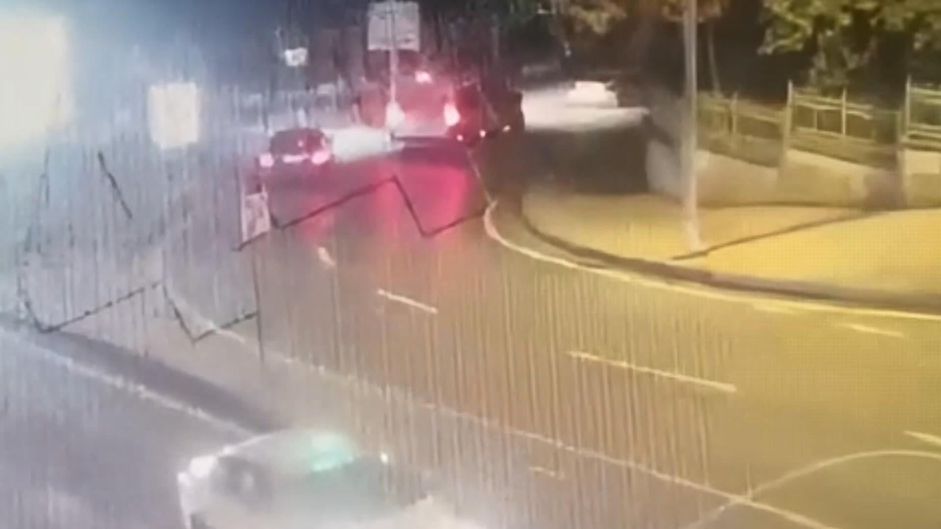 Taksim'de kazanın ardından dehşet! Sürücüyü kaçırıp 80 bin lirasını aldılar