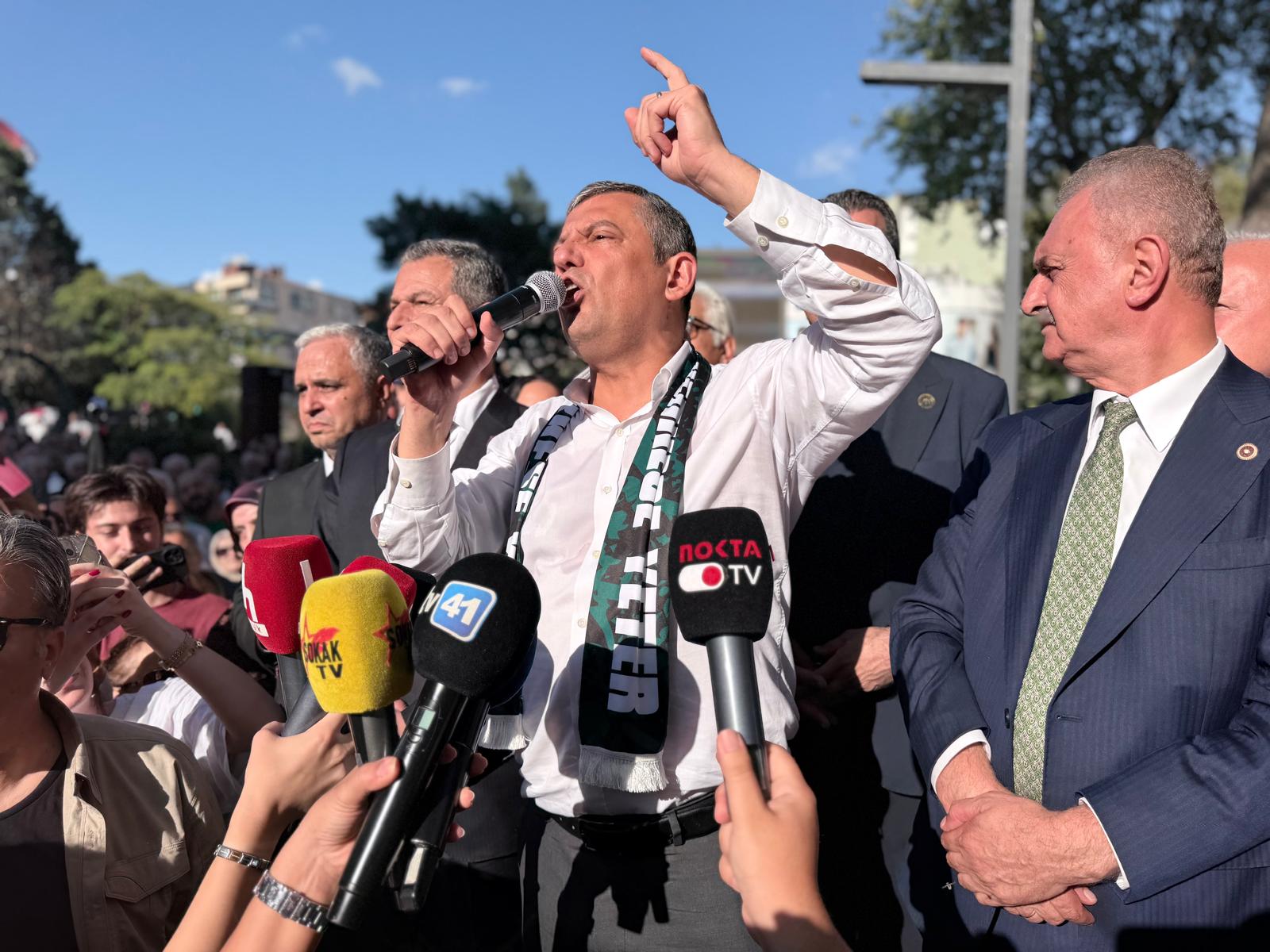 Özgür Özel: İktidara yürüyeceğiz!