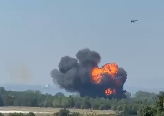 Yalova'da F-16 eğitim uçuşu sırasında düştü!