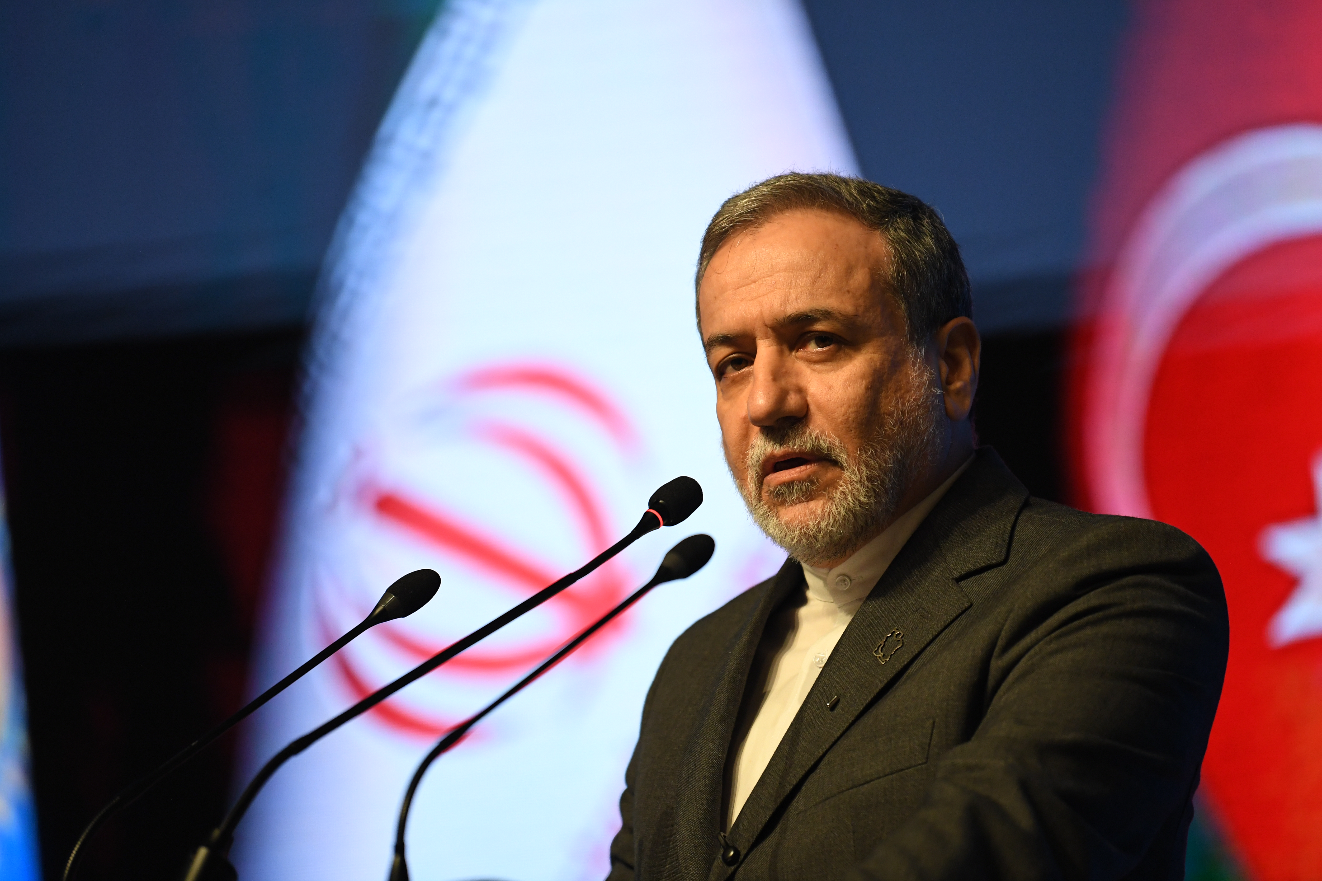 İran'dan ABD'ye 'Hürmüz Boğazı' uyarısı