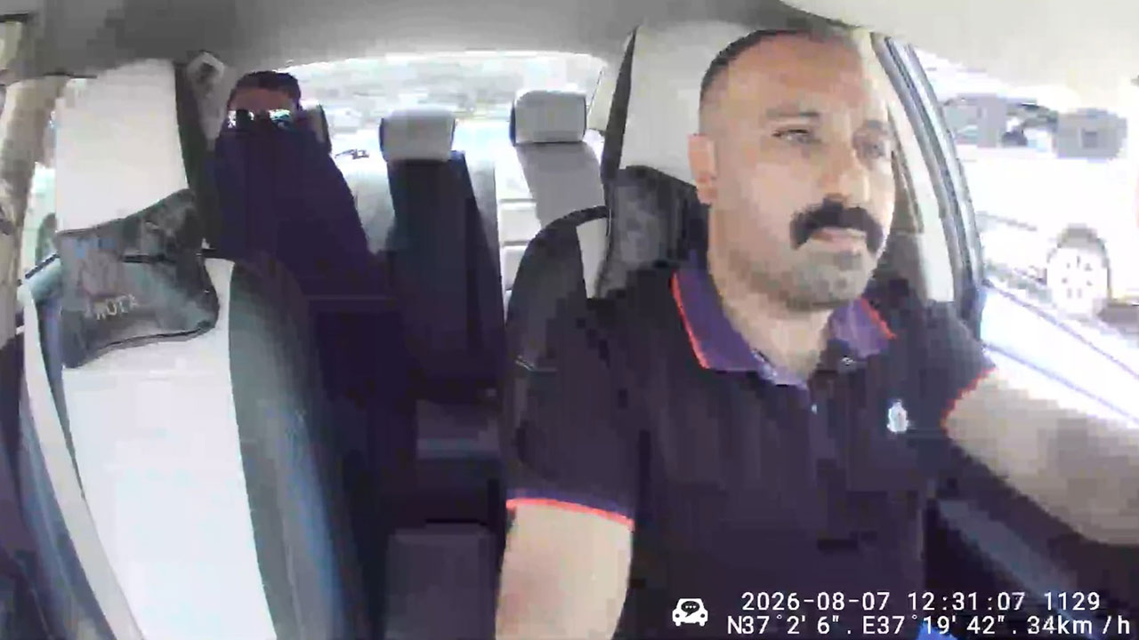 Kadın kılığına girip husumetlisini vurdu! Takside giydiği çarşafla yakalandı!