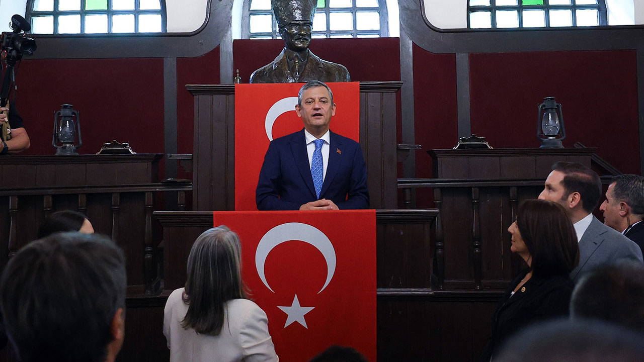YENİ Parti'nin ilk genel başkanı belli oldu!