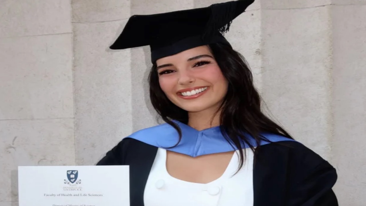 Son Yaz Oyuncusundan Yüksek Lisans Başarısı! Yasemin Yazıcı Yılın Tezi Ödülünü Aldı