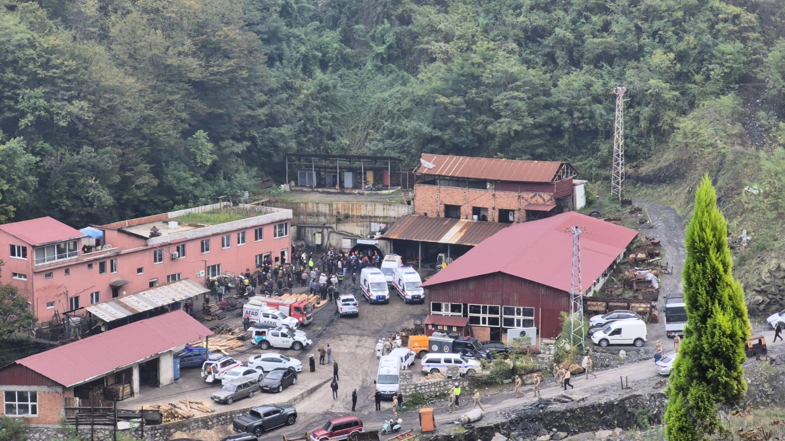 Zonguldak'ta maden ocağında grizu patlaması! 2 işçi hayatını kaybetti