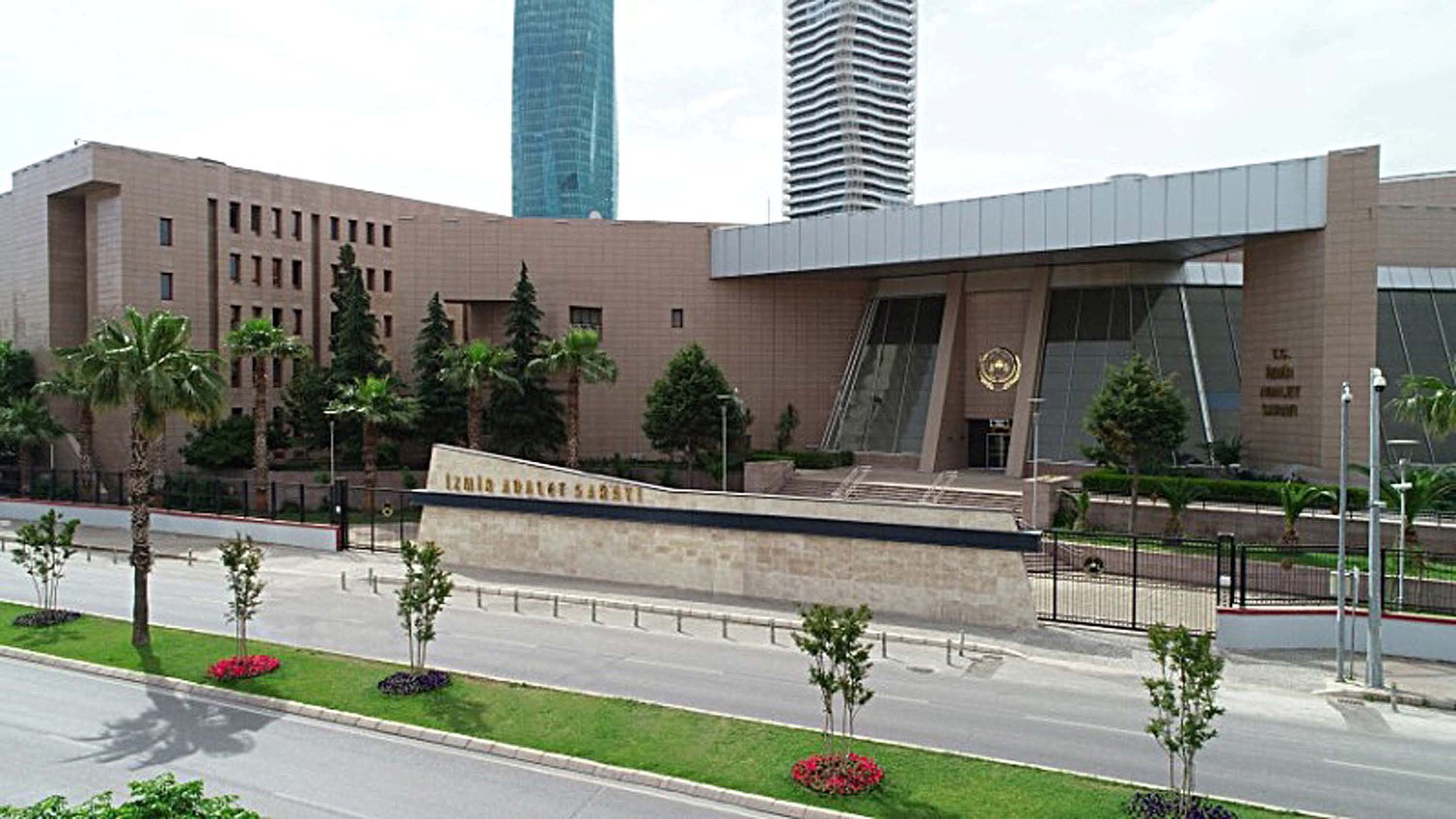 İzmir’de inşaat firmasına dolandırıcılık baskını!