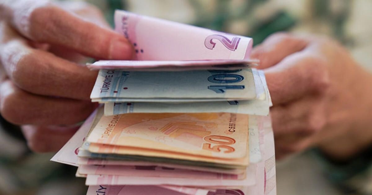 Çift Emekli Maaş Alanlar İçin Yeni Kesinti Kararı!