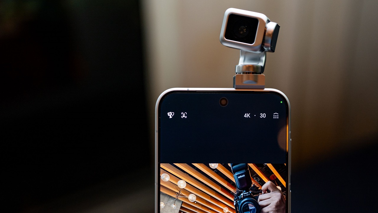 Honor Robot Phone İçin Beklenti Büyük: Yüz Binlerce Kişi Ön Sipariş Verdi!