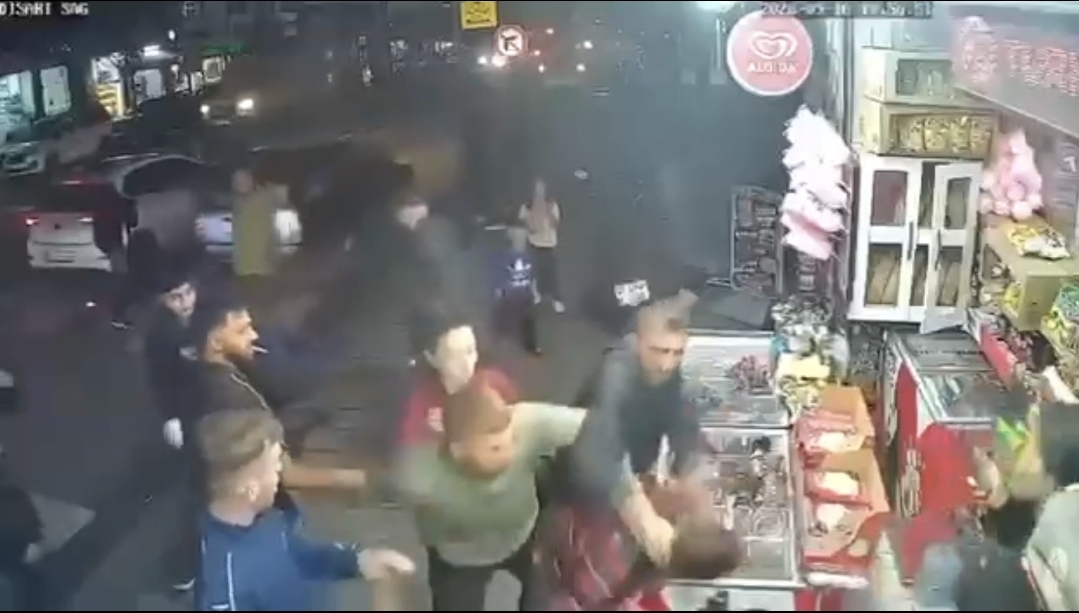 Gaziosmanpaşa’da taciz iddiası sonrası çift darbedildi