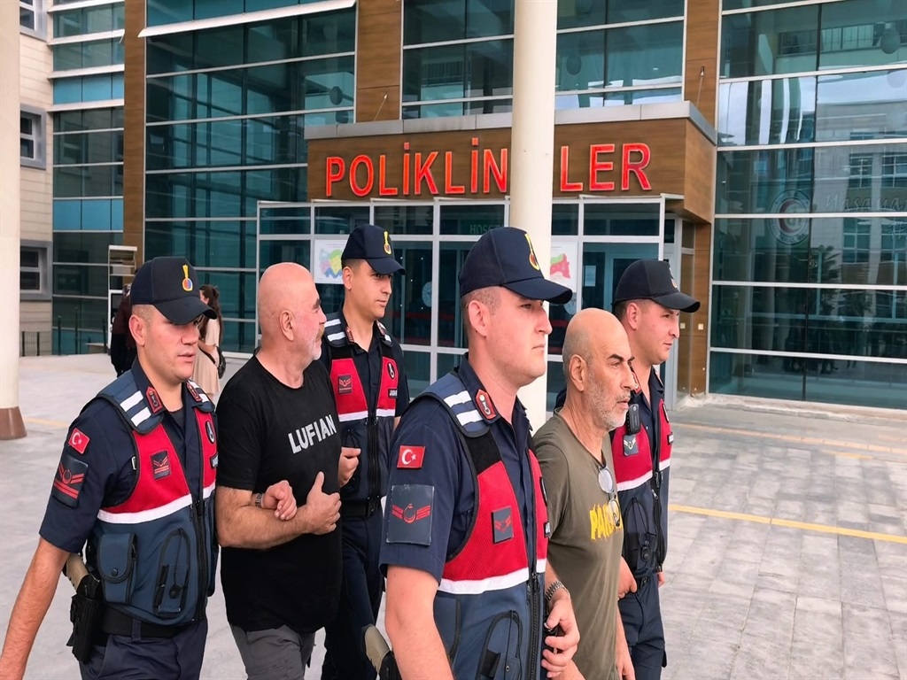 Ezel Akay'dan uyuşturucu gözaltısı açıklaması!