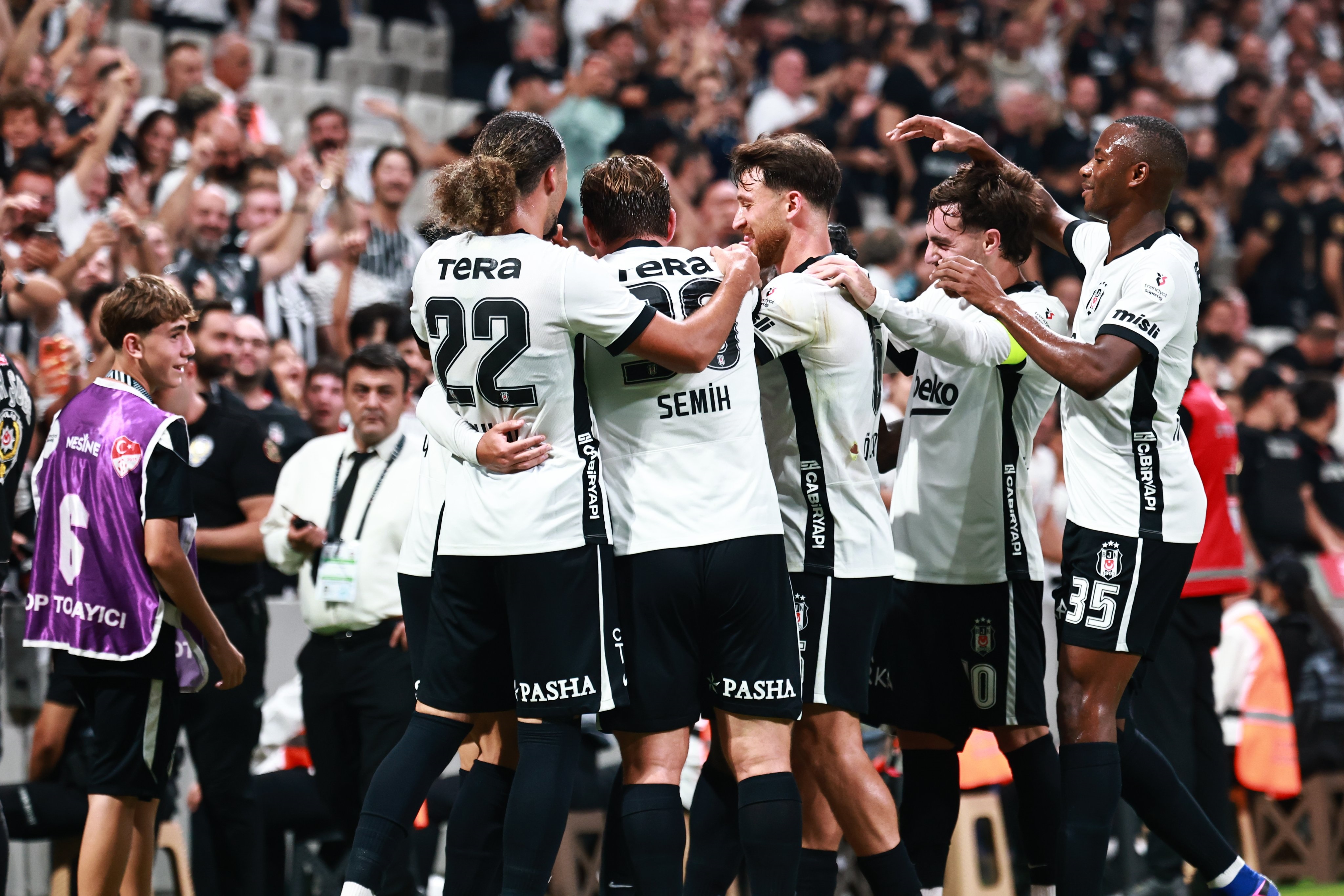 Beşiktaş iyi başladı! Eyüpspor'u 1-0 mağlup etti